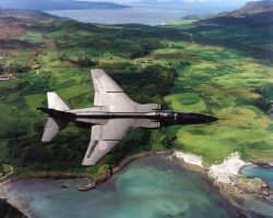 Jaguar au dessus de l’Angleterre