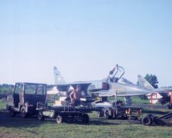Montage de l'armement roquettes et bombes Montage de l'armement roquettes et bombes