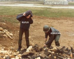 L'abbé Pierre et son apprenti L'abbé Pierre et son apprenti