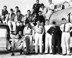 1954 1ère escadrille EC 1/11 à Cazaux Chanliau Vaujour 1954 1ère escadrille EC 1/11 à Cazaux Chanliau Vaujour