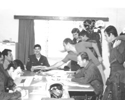 Pilotes en salle d'OPS Pilotes en salle d'OPS