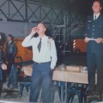 Jeannot vient de recevoir son insigne Jeannot vient de recevoir son insigne