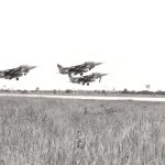 Décollage Bangui en PS à 3 ; Tonio leader 027-decollage-a-3-jaguar-a-bangui-le-8-mai-1984-tonio-est-en-position-de-leader