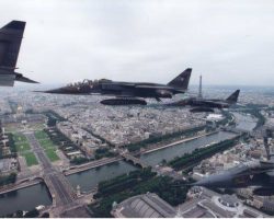 14 juillet à Paris 14 juillet à Paris