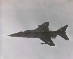 1er vol avec missile Magic à la 11 EC en 79 1er vol avec missile Magic à la 11 EC en 79