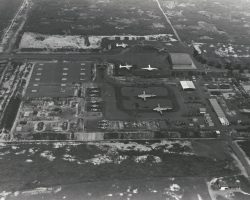 Parking Bangui 12 Jag, 4 F1C, 2ATL 2 Parking Bangui 12 Jag, 4 F1C, 2ATL 2