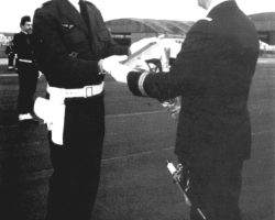 Remise du fanion d'escadrille Remise du fanion d'escadrille