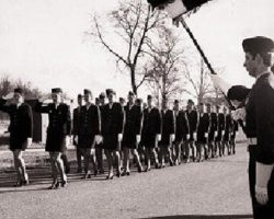 Présentation au drapeau pour les VFE Présentation au drapeau pour les VFE