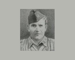 Capitaine Marvin K. Plunkett
Né à Monte Vista dans le Colorado
Officier commandant la compagnie "A" Capitaine Marvin K. Plunkett Né à Monte Vista dans le Colorado Officier commandant la compagnie "A"