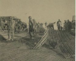 Largage accidentel des bombes d'un P47 sur la Piste͙ Largage accidentel des bombes d'un P47 sur la Piste͙