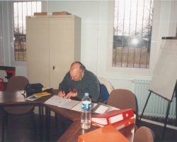 Platini en plein travail Platini en plein travail