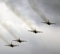 Des Su-25 russes survolant le polygone de tir biélorusse d’Obuz-Lesnovsky le 19 février 2022.