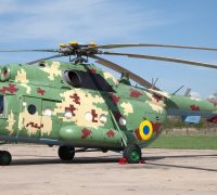 Un Mi-8MSB-V de l’armée de l’Air ukrainienne avec le nouveau camouflage digital introduit en 2014, après les combats de Crimée et du Donbass. Le taux de disponibilité des appareils ukrainiens est faible, la Russie ne fournissant plus de pièces de rechange depuis huit ans.