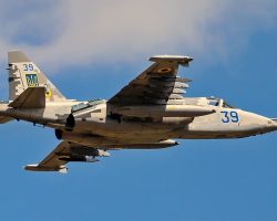 Le Su-25M1 « 39 bleu » de la 299e BrTA dont la carrière s’achèvera le 25 février 2022.