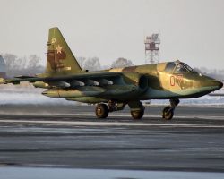 Le Su-25SM RF-91961 « 07 rouge », abattu le 3 mars 2022, avait décollé de Louninets en Biélorussie.