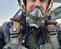 Le Cne Vadim Moroz, de la 299e BrTA, est tué le 3 mars 2022 sur le Su-25M1 « 40 bleu ».