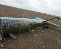 Le Mi-8AMTSh « 58 bleu » (RF-91165) servait au sein du 39e régiment d’hélicoptères, basé en temps de paix à Djankoï en Crimée. Il a été abattu le 5 mars 2022 dans la région de Mykolayiv. - 2