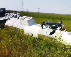 Les restes du Mi-8 piloté par le Cne Borys, détruit près de Maryinka en République Populaire de Donetsk. - 1